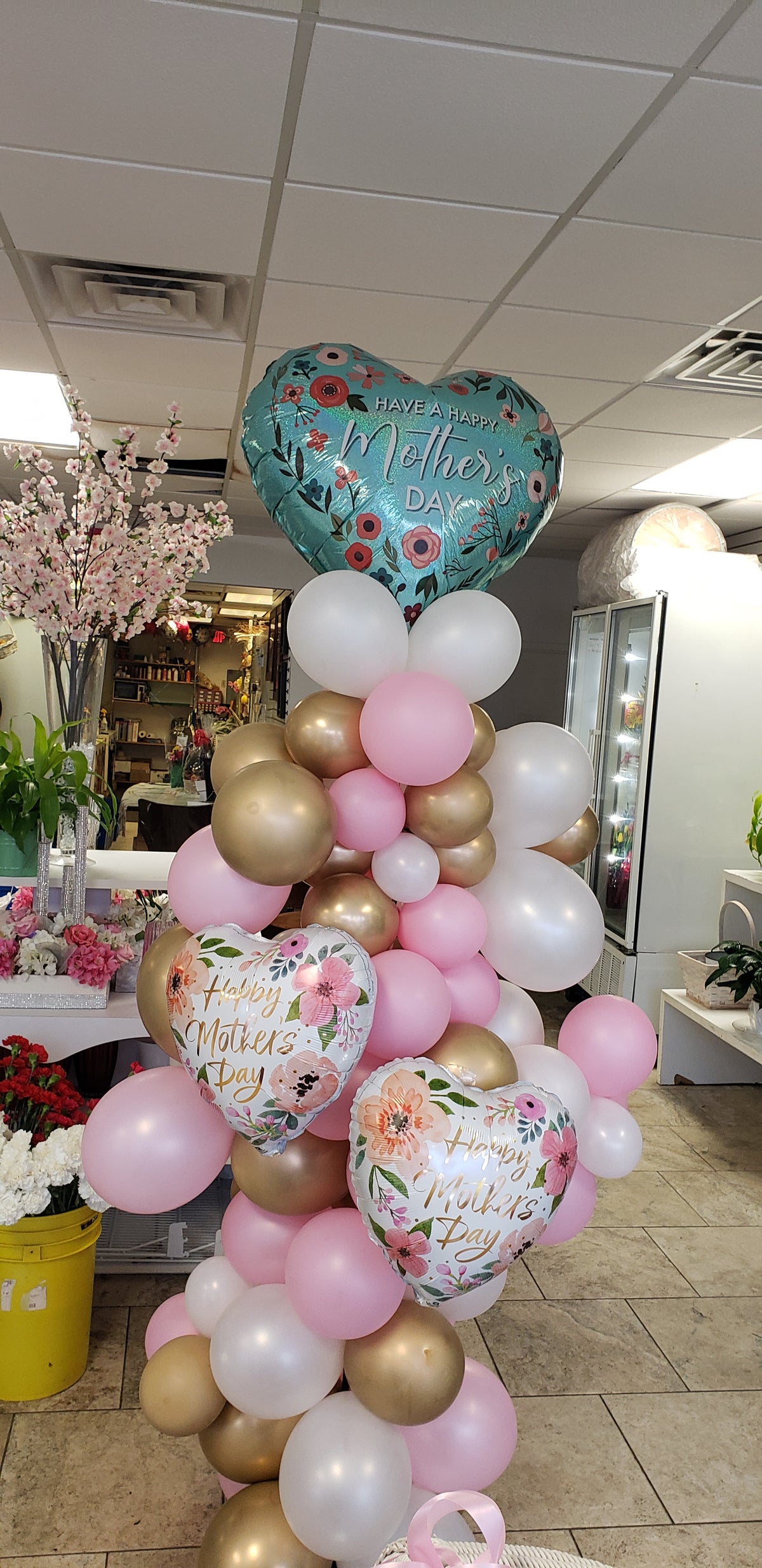 MOTHER'S DAY ORGANIC BALLOON COLUMN