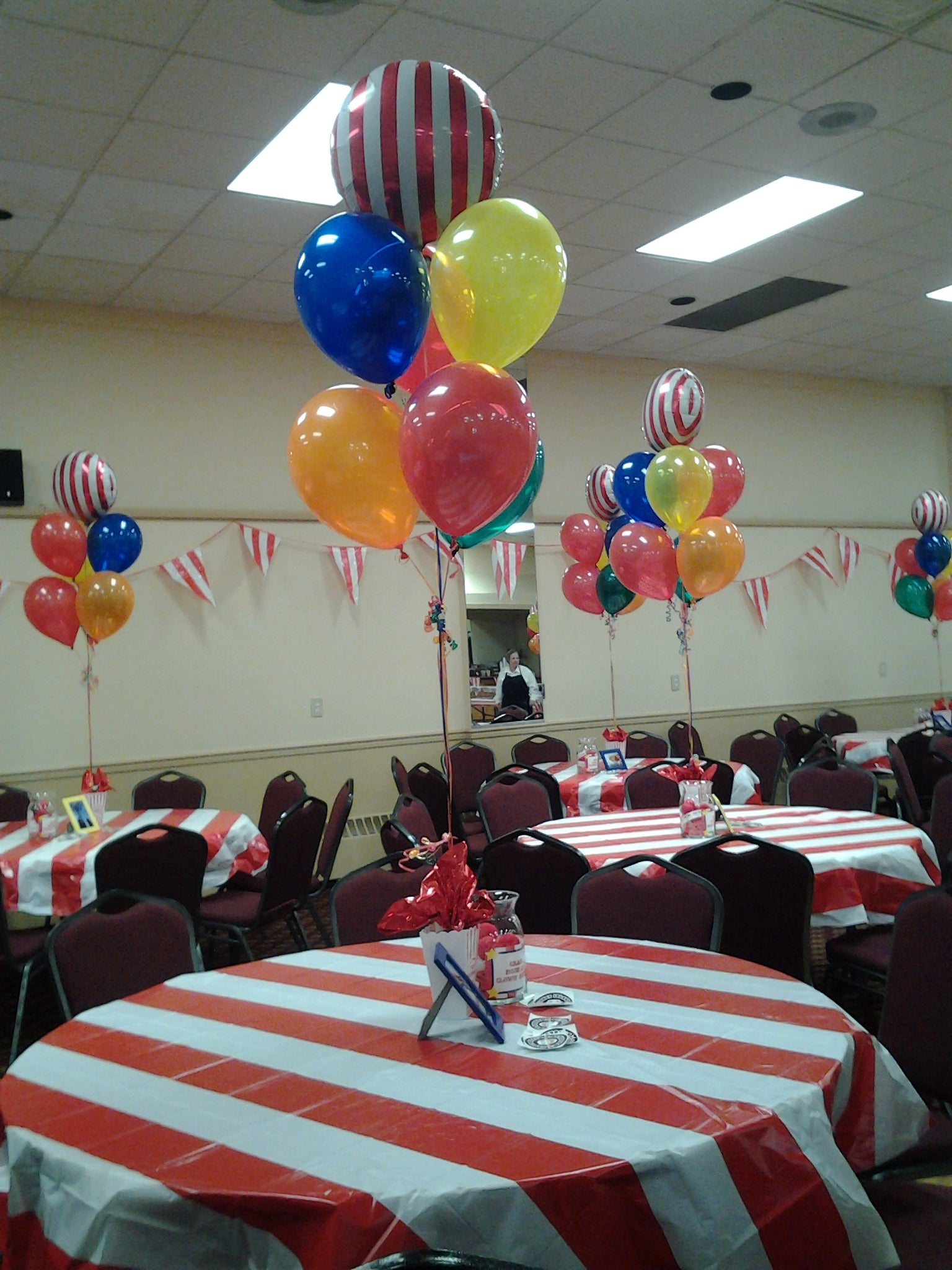 Same Day Balloon Decor Delivery Near Me. Make An Order & Pay Online