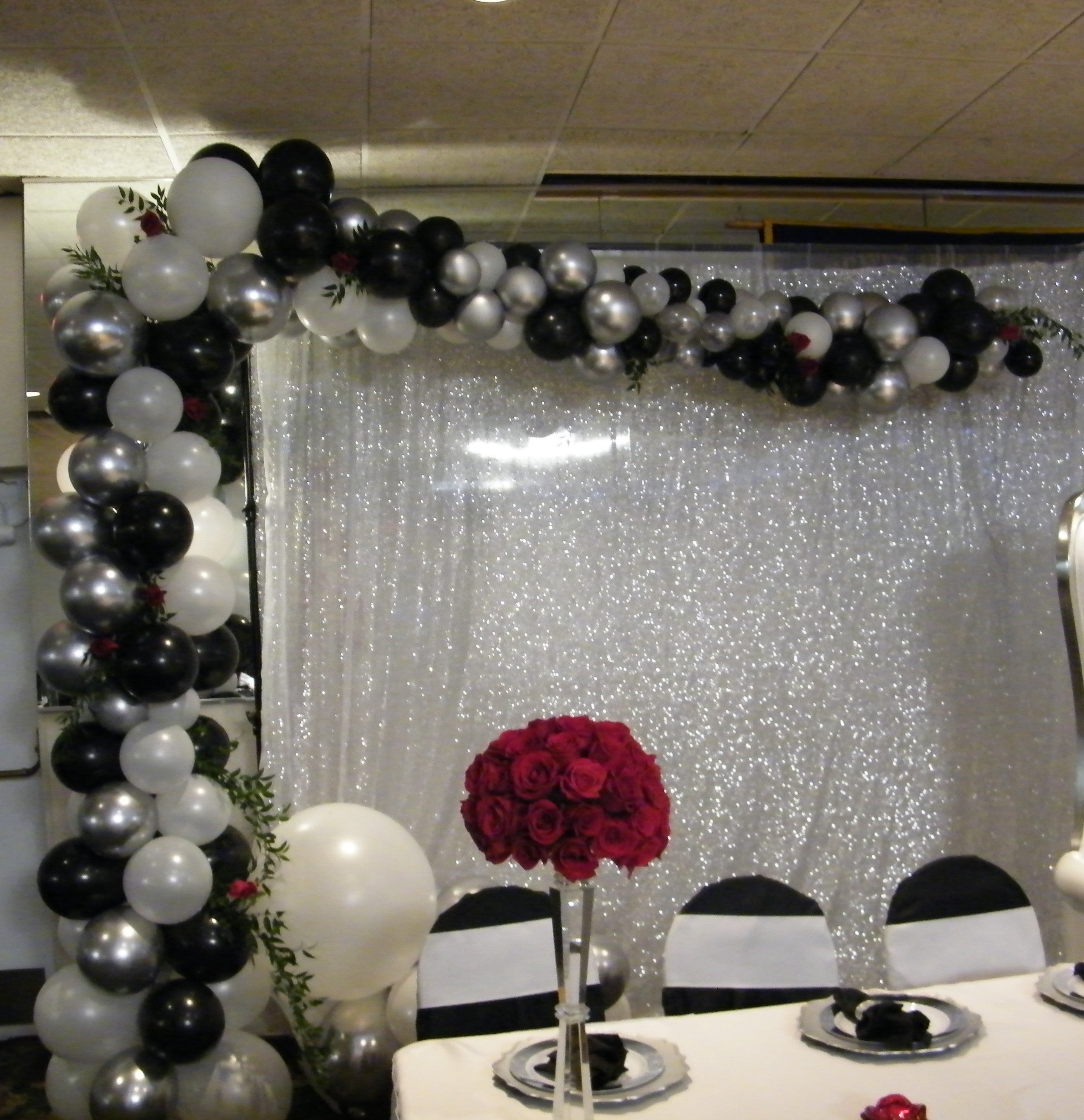 Same Day Balloon Decor Delivery Near Me. Make An Order & Pay Online