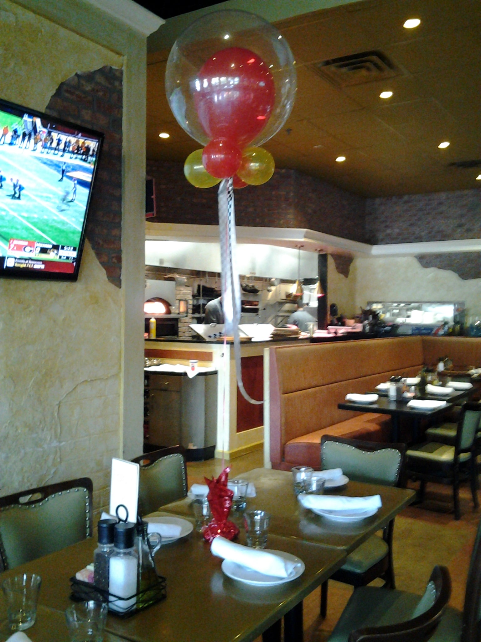 Same Day Balloon Decor Delivery Near Me. Make An Order & Pay Online